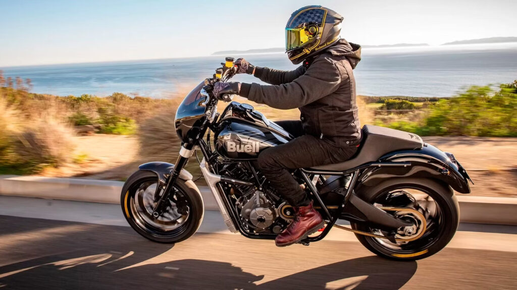 Buell Super Cruiser cruising in the streets