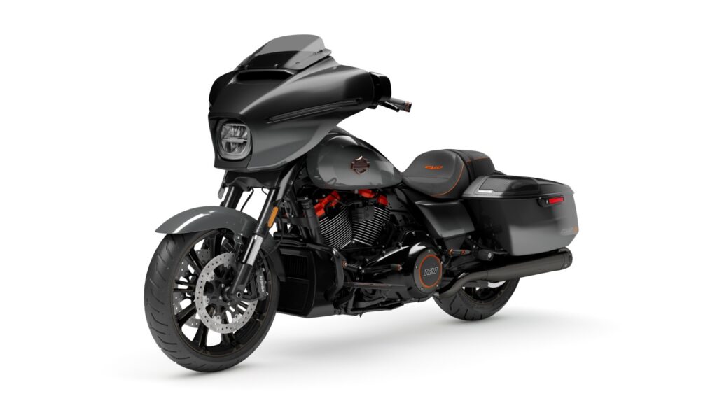 2025 CVO Street Glide studio shot