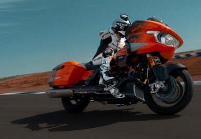 2025 Harley-Davidson CVO Road Glide RR Riding