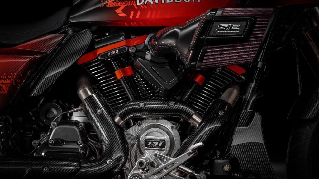 2025 Harley-Davidson CVO Road Glide RR V-twin