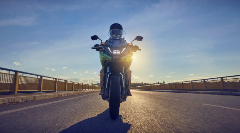 25YM Honda NC750X Front