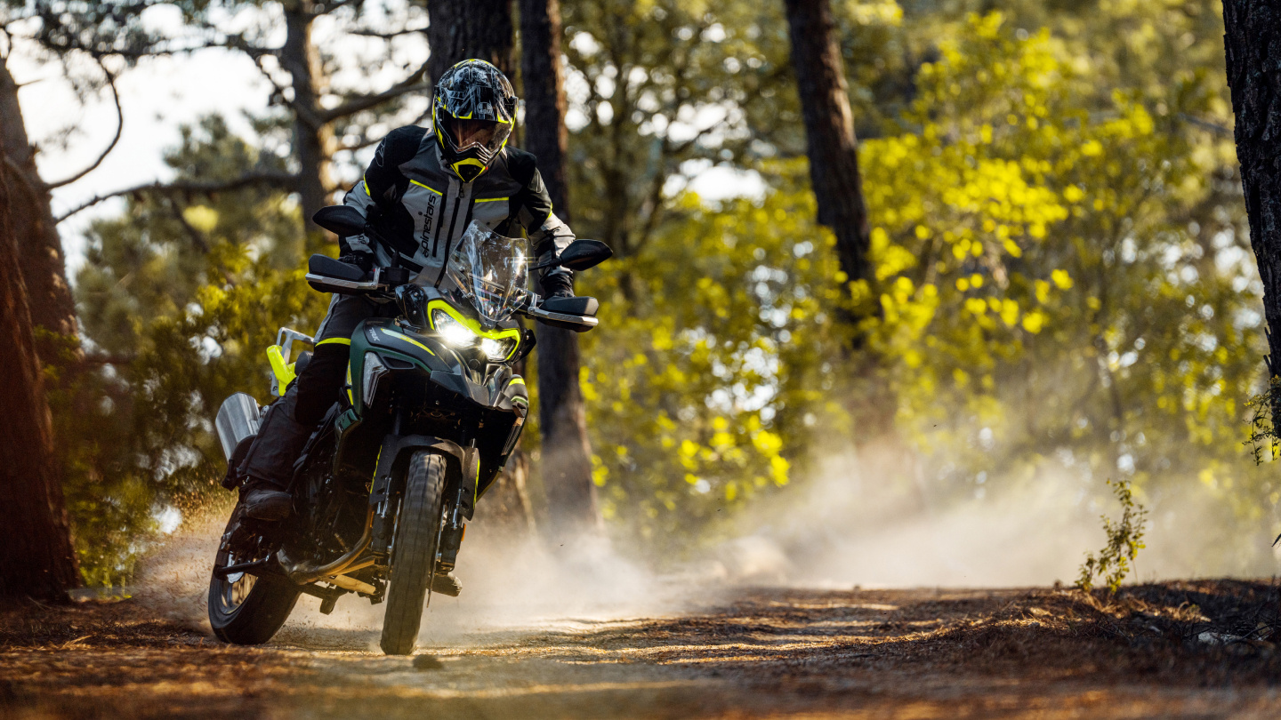 5 Middleweight Adventure Bikes That Are Perfect For Budget Buyers